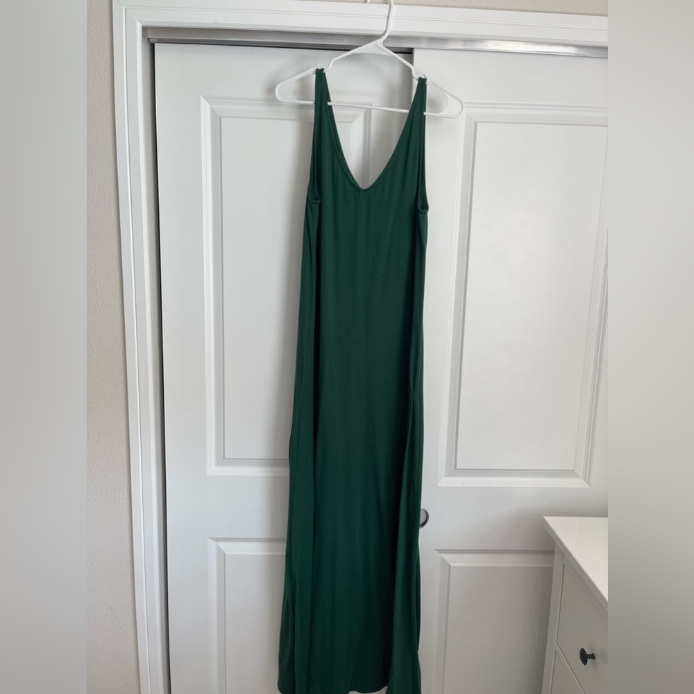 Green maxi dress